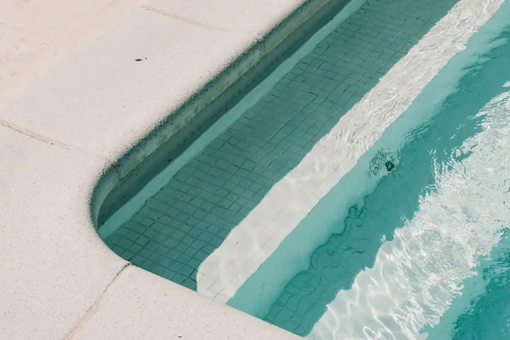 Pool edge and wet deck